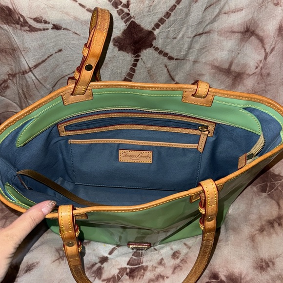 Dooney and Bourke sea foam tote - Picture 7 of 9